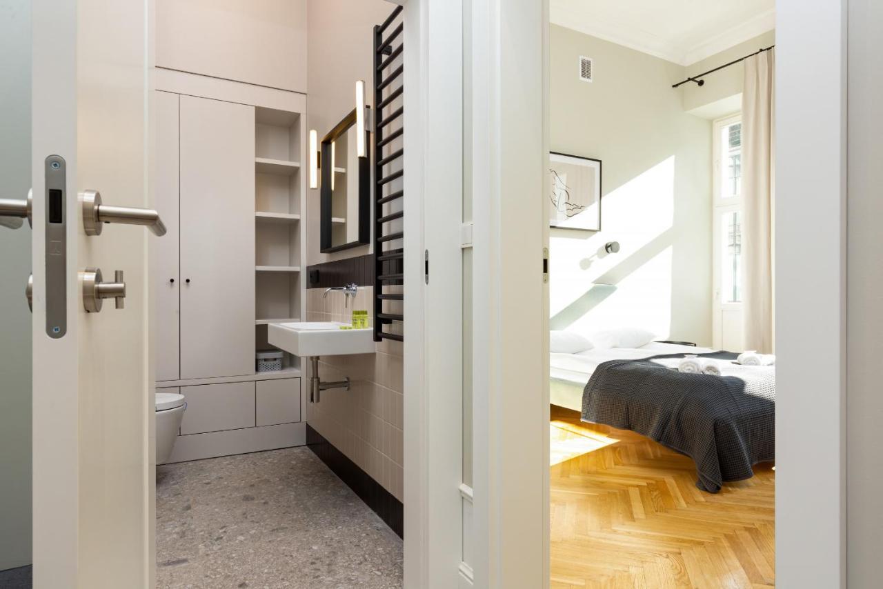 Apartment Boduena By Renters Prestige Warsaw