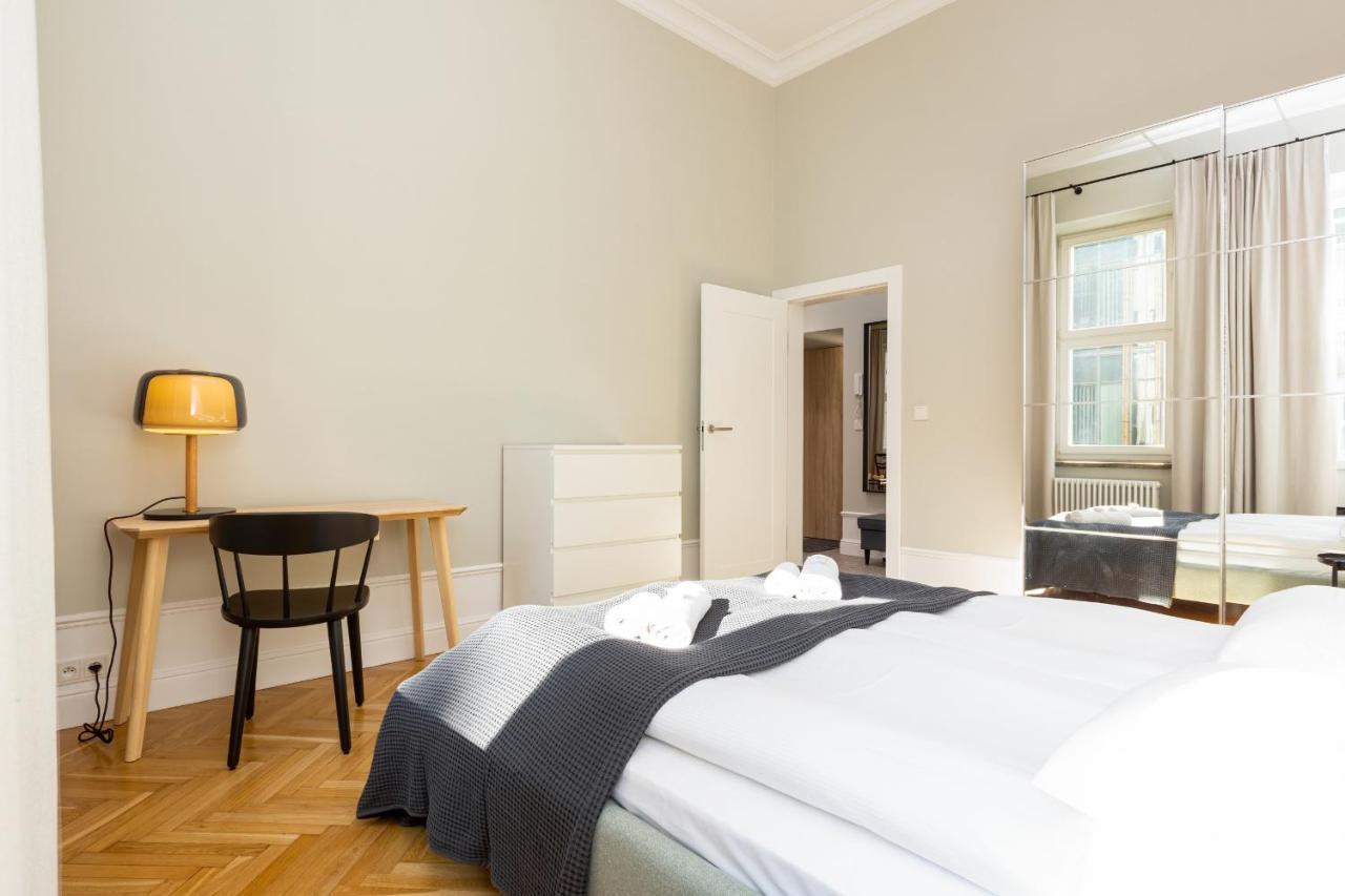 Apartment Boduena By Renters Prestige Warsaw